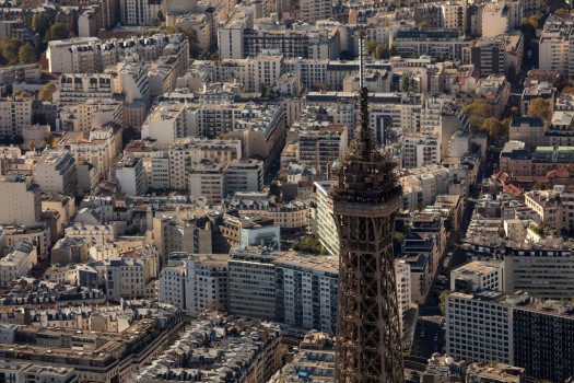 De 300 a 330 metros: historia de la altura de la Torre Eiffel